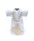Porcelain kaftan-shaped canister with Arabic calligraphy – elegant Arabic decor blending function and heritage.